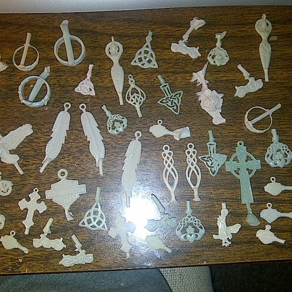 Sterling Silver Feather Pendant - Picture 8 of 11